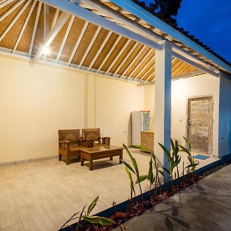 Lembongan Summer Bed & Breakfast Exterior photo