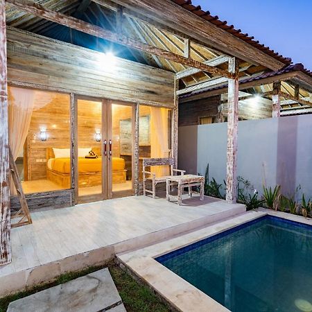 Lembongan Summer Bed & Breakfast Exterior photo