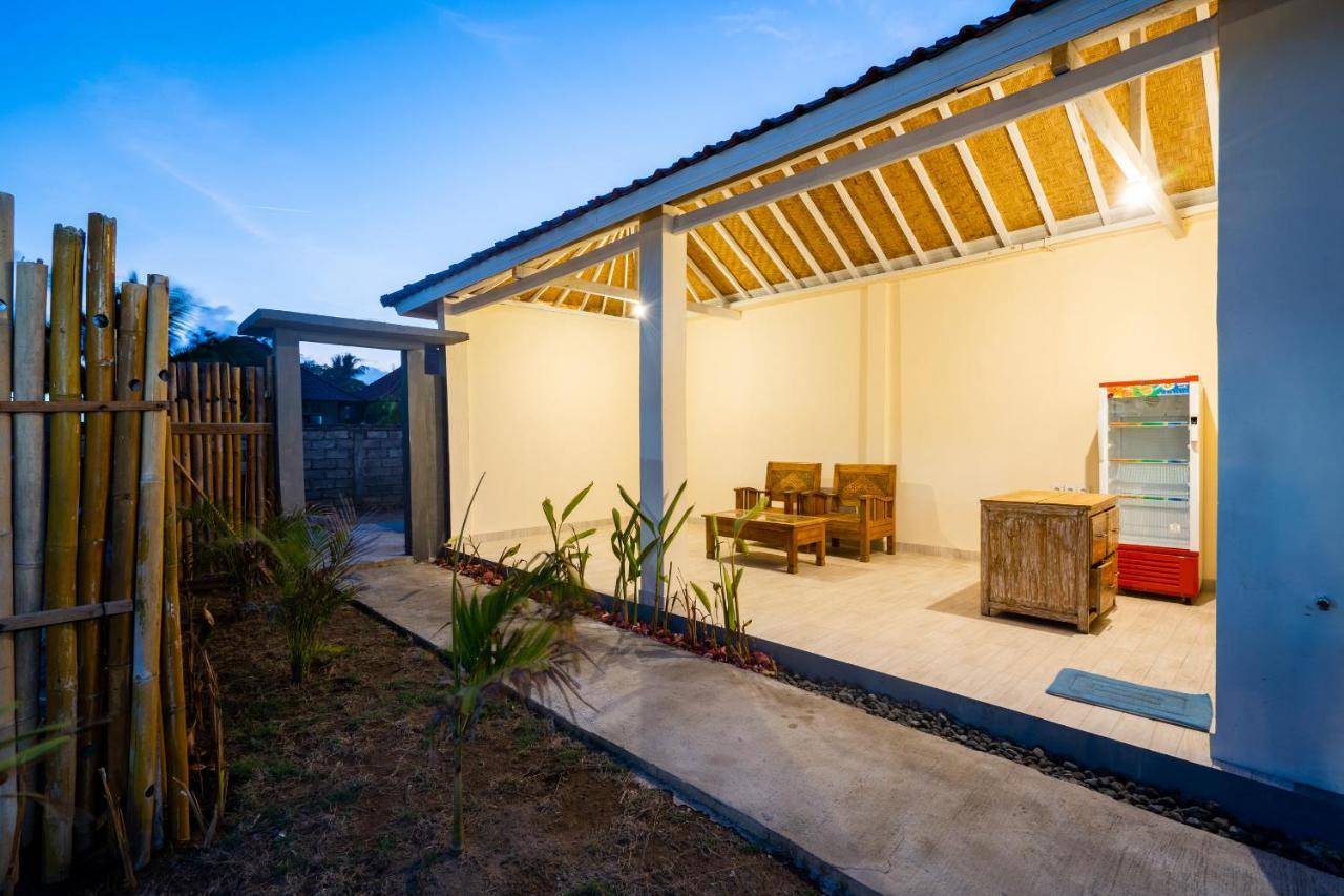 Lembongan Summer Bed & Breakfast Exterior photo