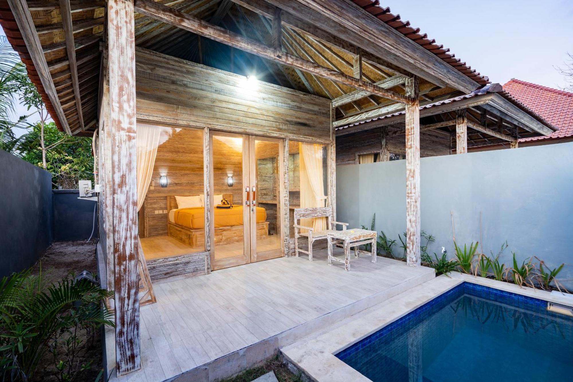 Lembongan Summer Bed & Breakfast Exterior photo